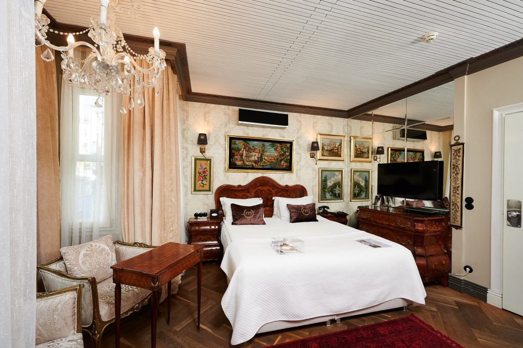 Executive Suite with Balcony - Faik Pasha Hotels, Beyoglu Istanbul