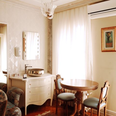 Beyoglu hotels, Beyoglu Hotels 2026, Boutique Hotel Istanbul, Hotel Beyoğlu, Historisches Hotel Istanbul, Aparthotel Istanbul, Galata Hotel, Faik Pasha Apartments, Boutique Unterkunft Istanbul
