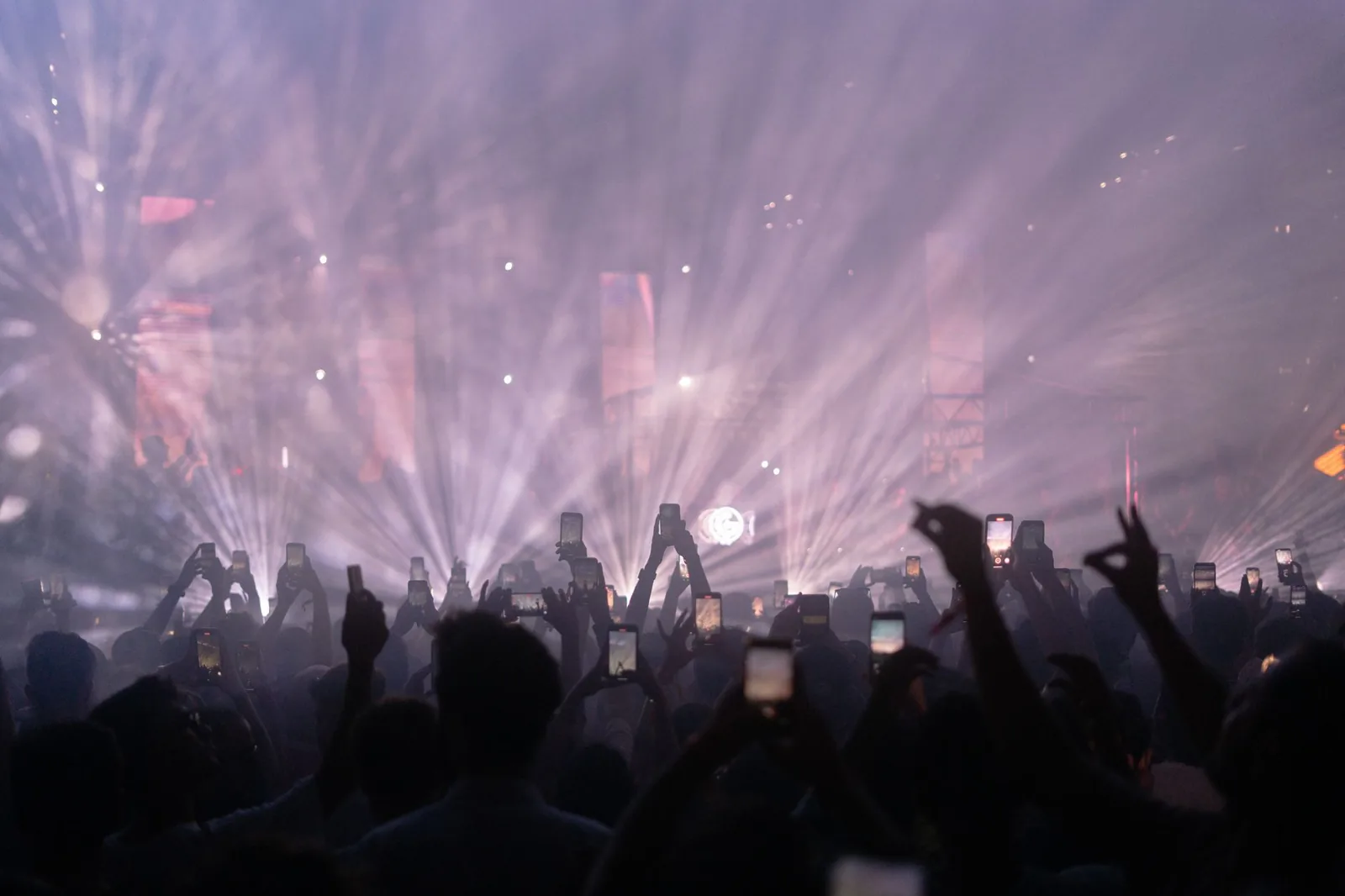 Saint Levant Konzert Istanbul 2026: Live-Abend in der Volkswagen Arena